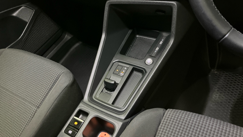 Volkswagen Caddy Cargo C20 Diesel 2.0 TDI 122PS Commerce Pro Van DSG